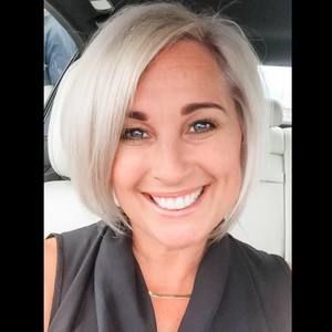 Meet your Posher, Dacy